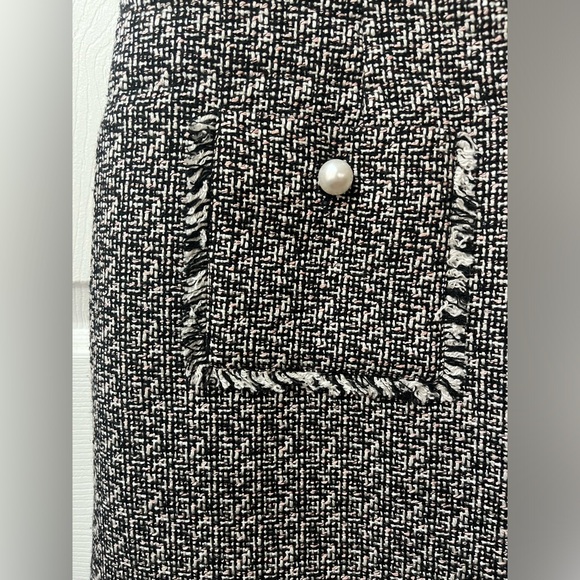 Neutral Tweed Shift Dress - Picture 4 of 4